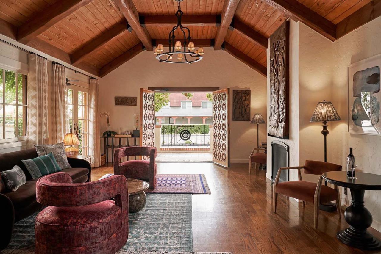 Rancho Caymus Hotel 3*