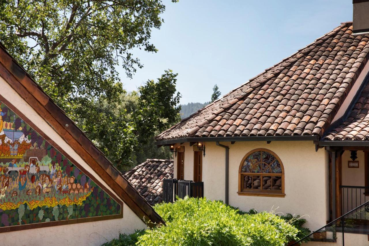 Rancho Caymus Hotel